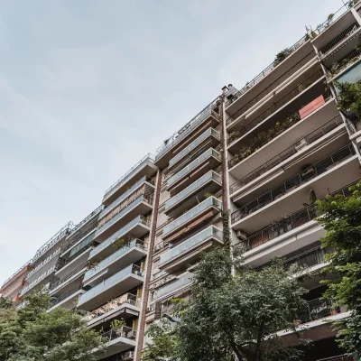 Termos condominiais explicados em guia de gestão