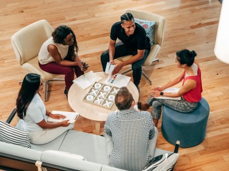 Comunicado de boa convivência em condomínio: como emitir?